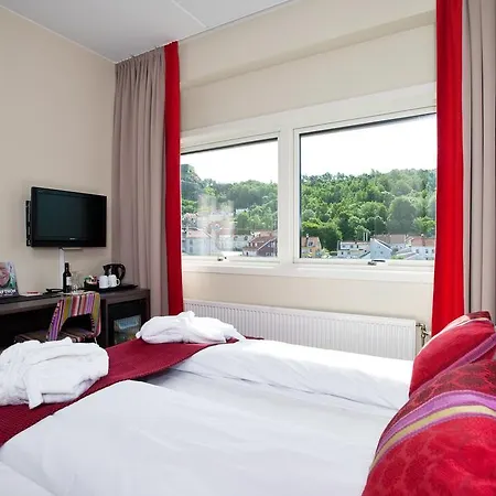 索恩哈尔顿酒店 4*