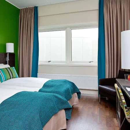 索恩哈尔顿酒店 酒店